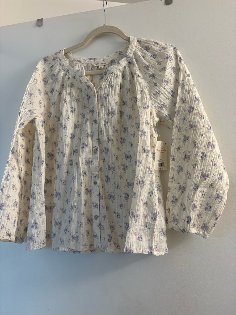 Lucky Brand Cream Top with Pink and Lavender Floral Print NWT Sz Small